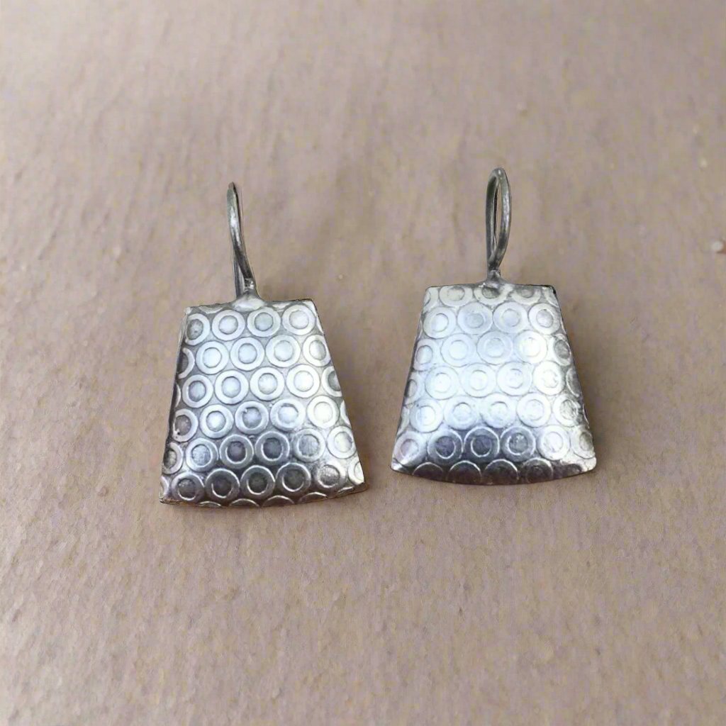 Anneri Studs