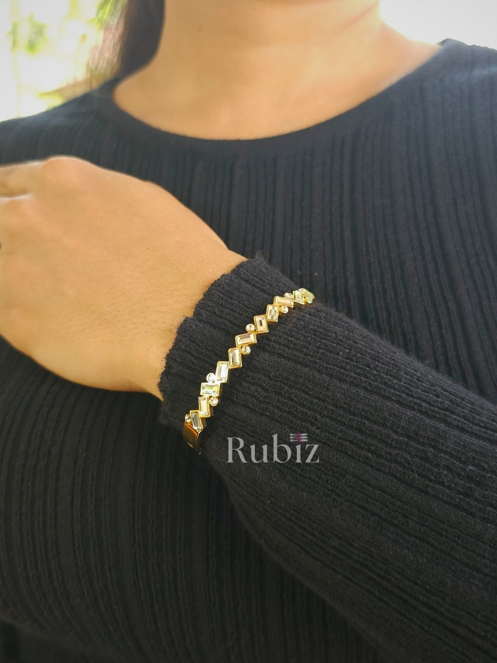 Sunshine Stone Stud Gold Bracelet