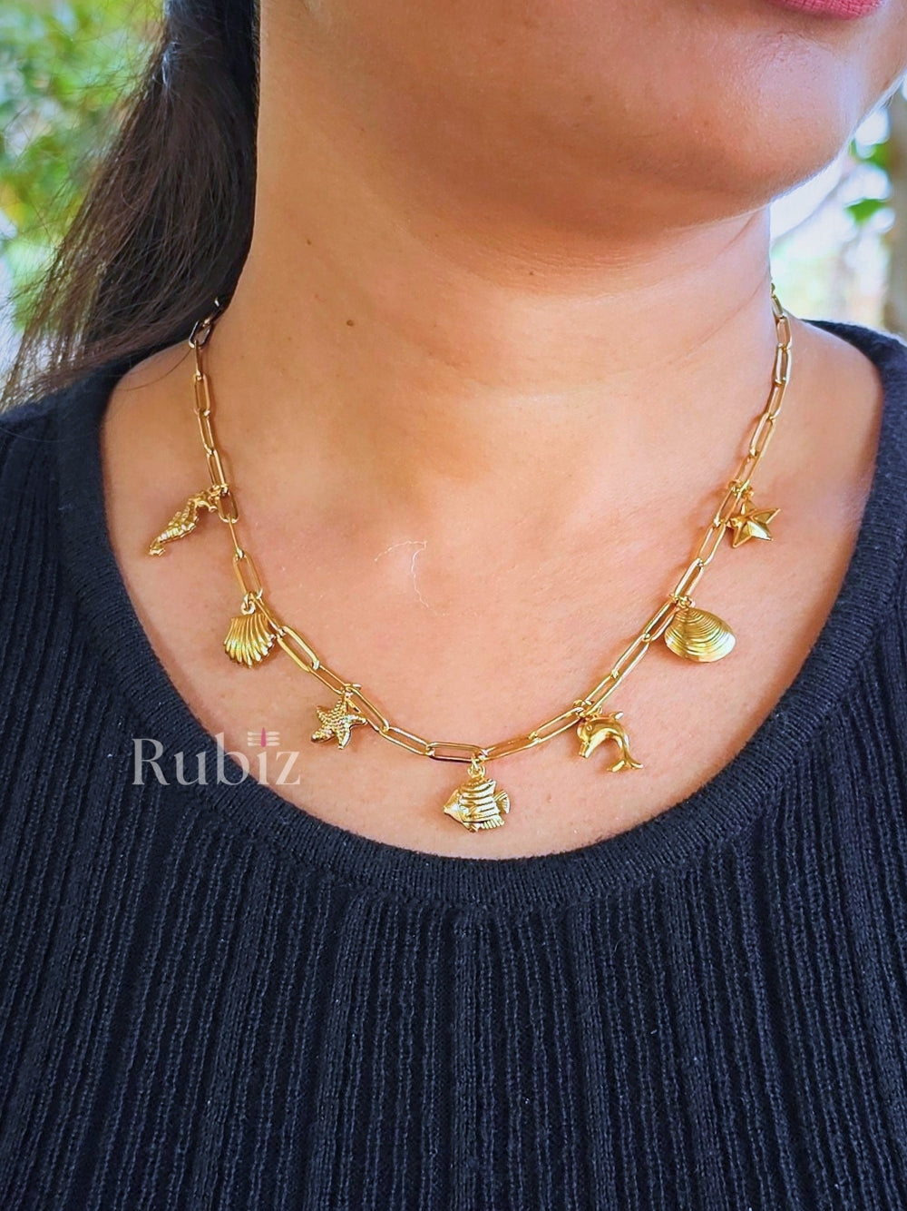 Beachy Charm Gold Necklace