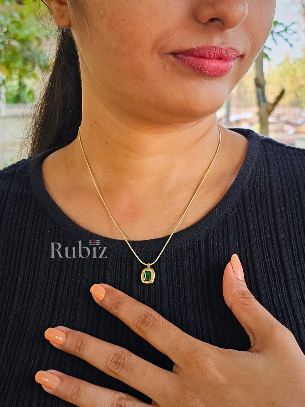 Emerald Stone Gold Necklace