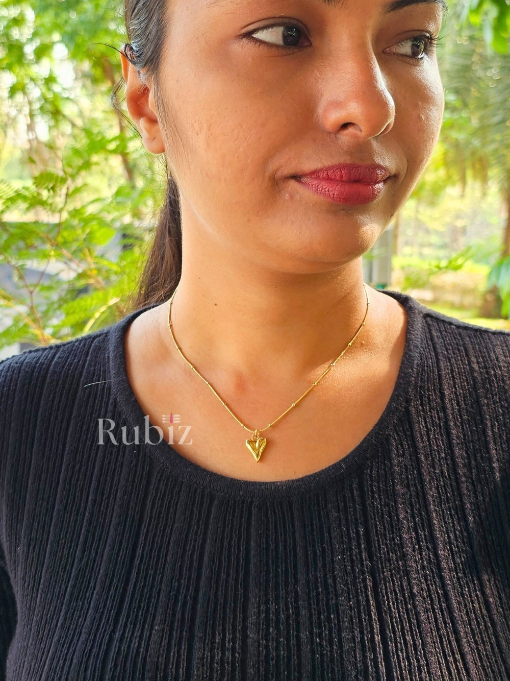 Heart Out Gold Necklace