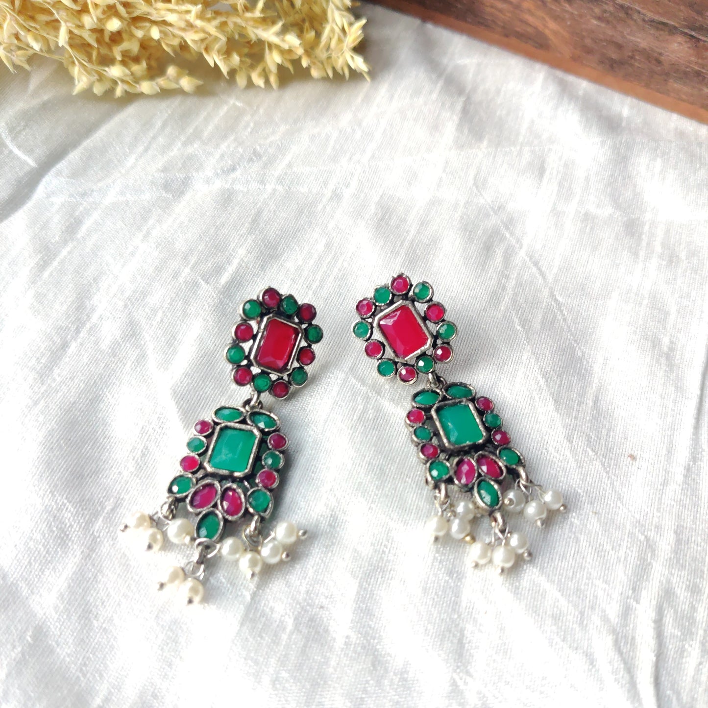 Multicolor Moh Danglers