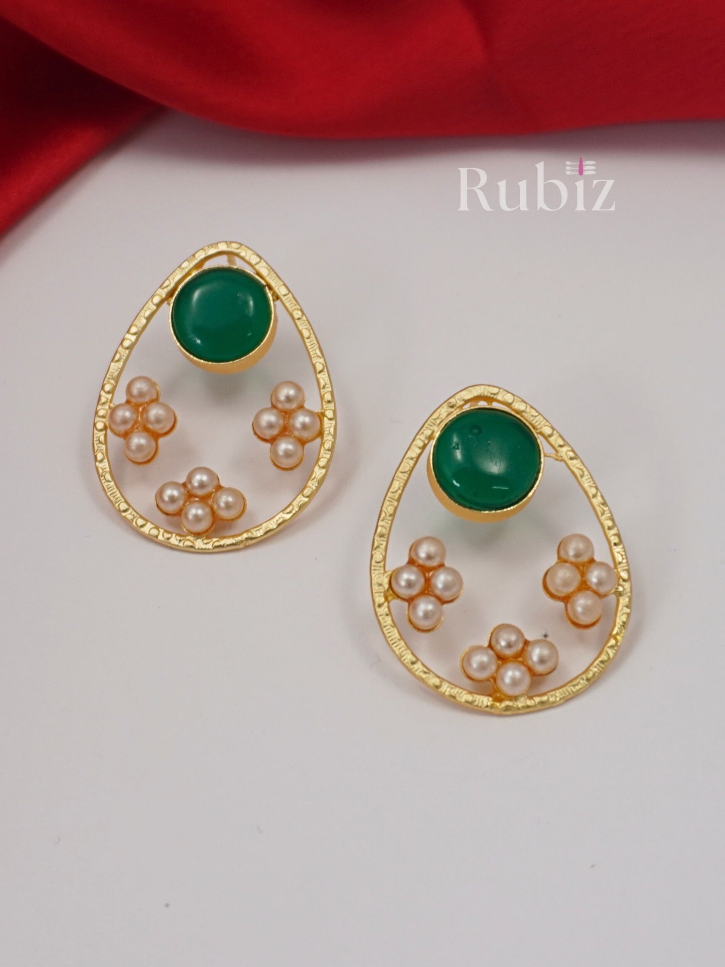 Emerald Ashna Studs