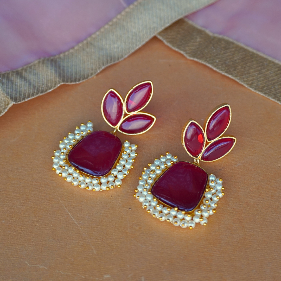 Red Navya Monalisa Earrings