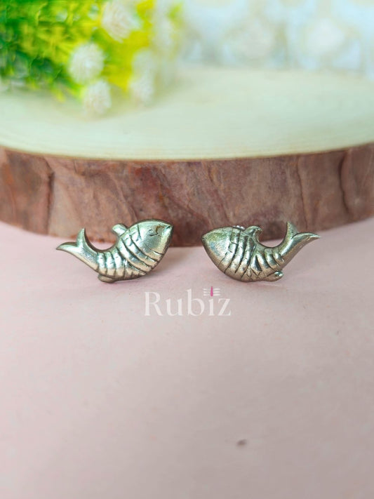 Silver Machali Studs