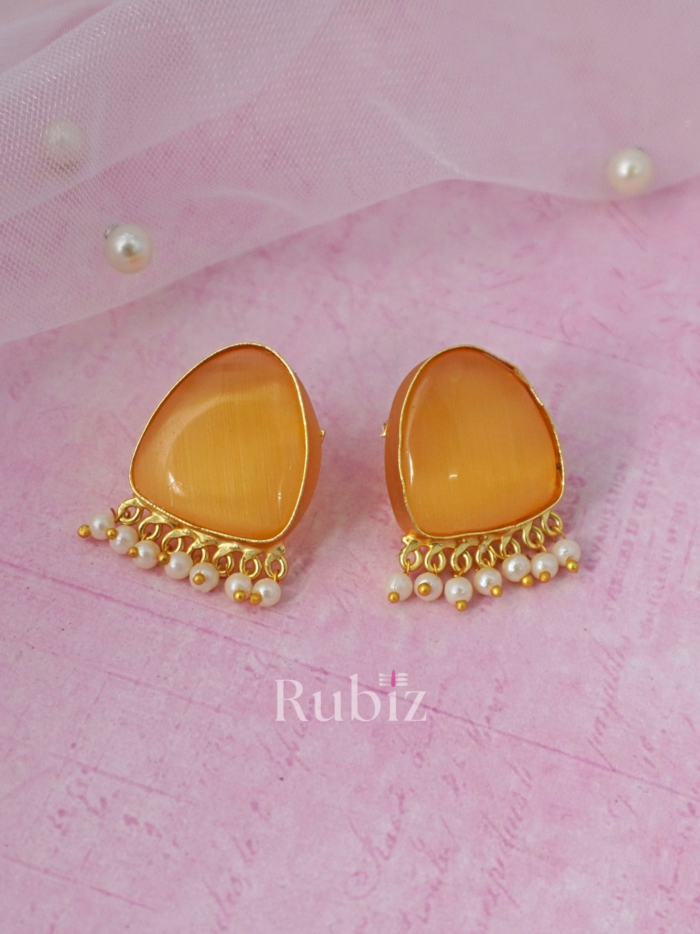 Mustard Belora Studs